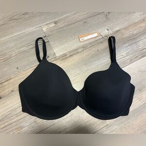 SKIMS Kim Kardashian Fits Everybody 34DDDD new with tags